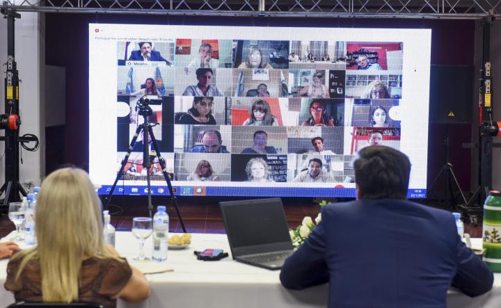 Todos coinciden en que vuelven las clases presenciales