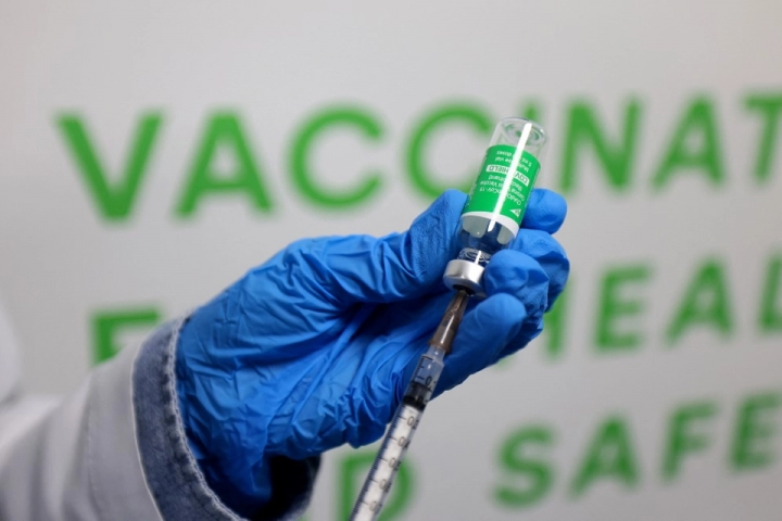 El Gobierno autorizó el uso de la vacuna de India