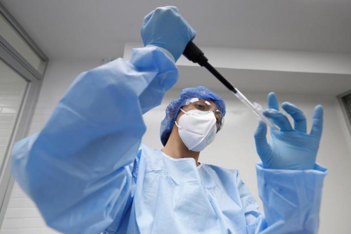 Murió el primer cordobés por la cepa británica