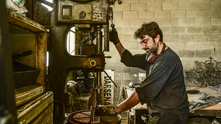 Siguen prohibidos los despidos y suspensiones 