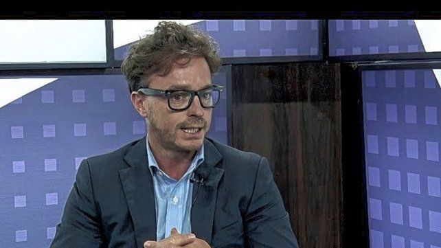 Funcionario de Perotti en fiesta clandestina