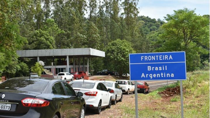 Prorrogan el cierre de fronteras para el turismo