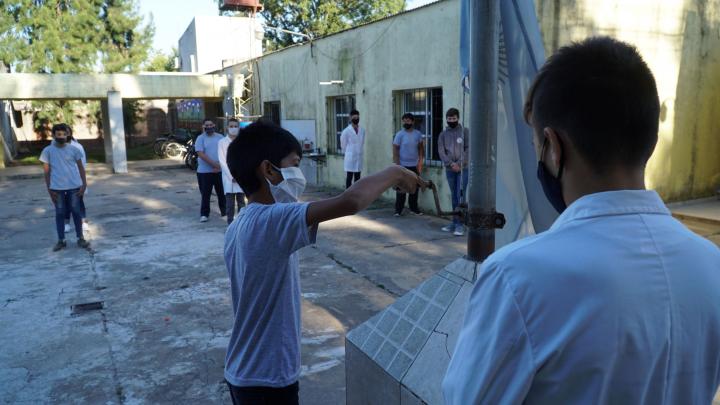  Analizan adelantar las vacaciones de invierno