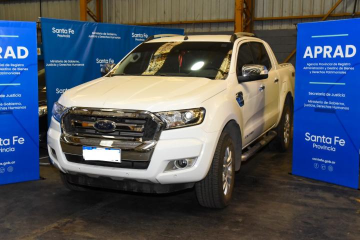 Santa Fe: subastan vehículos incautados del delito