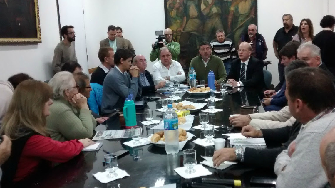 Contigiani: “Le sacan 500 millones de dólares al agro” 