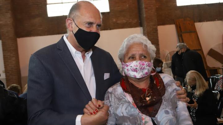 Destacan el compromiso de Perotti con los adultos mayores