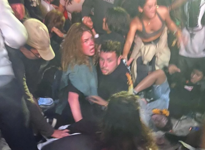 EE.UU: estampida en un festival de música dejó al menos 8 muertos