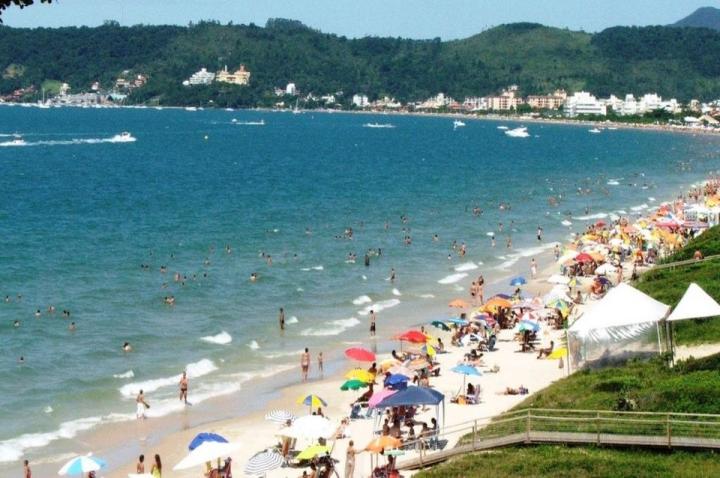 Brasil cerró sus fronteras terrestres