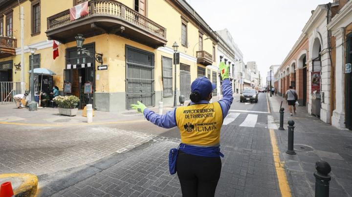 Perú prohibió las reuniones de Navidad y Año Nuevo