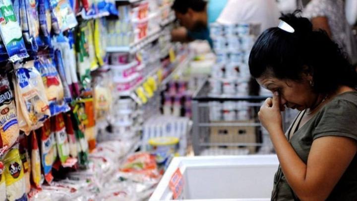 La inflación frenó en noviembre y marcó 2,5%