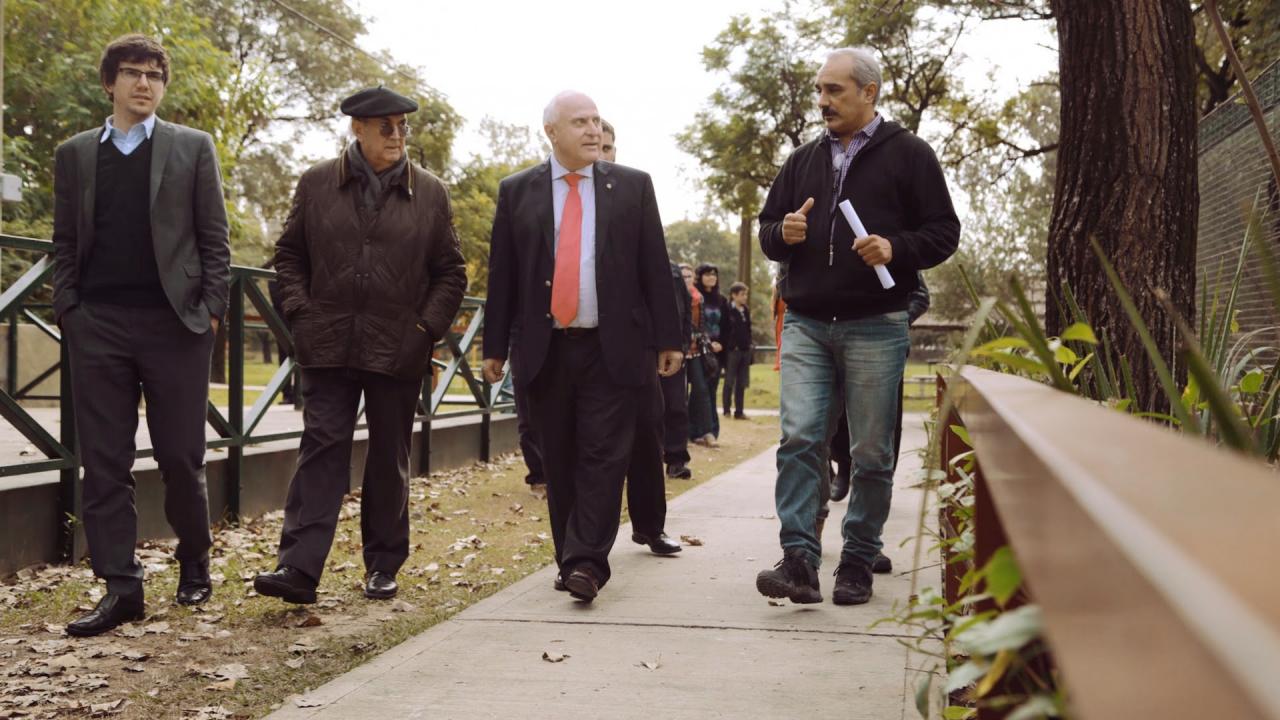 Lisfchitz quedó impactado por la Granja La Esmeralda