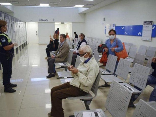 Los bancos no abrirán el 24 y el 31 de diciembre