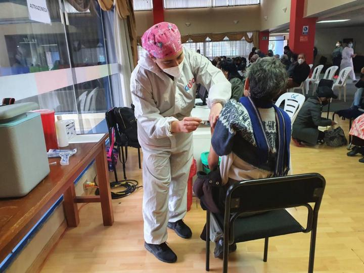 Ecuador declaró obligatoria la vacuna contra la covid