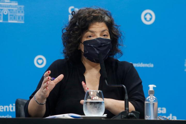 Los contactos estrechos asintomáticos no deberán aislarse