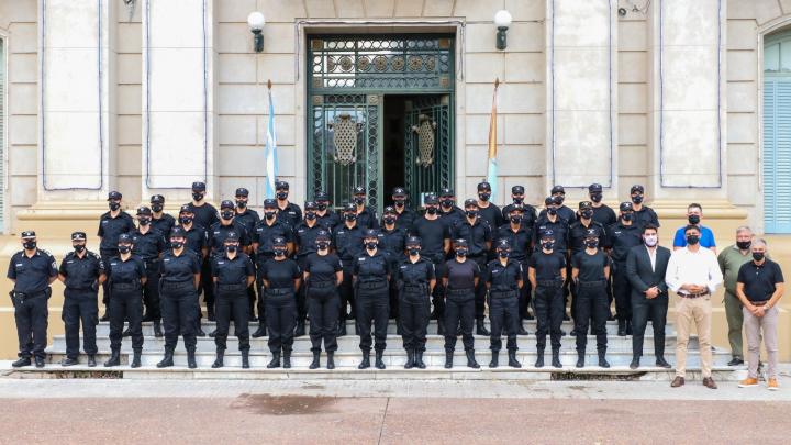 Santa Fe incorporó 800 nuevos policías