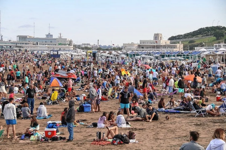 Tres millones de turistas vacacionan en el finde XXL