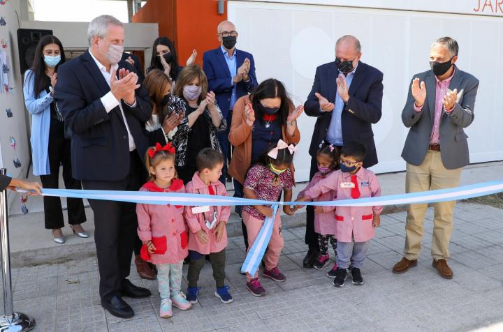 Santo Tomé: inauguraron el edificio del jardín de infantes 246