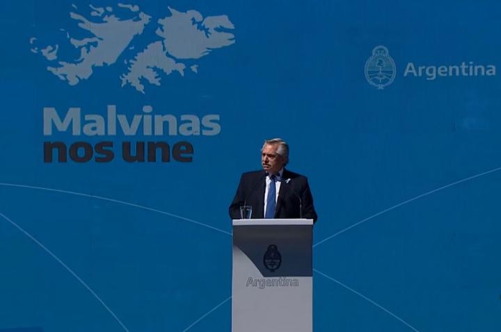 Fernández sobre Malvinas: “La presencia militar es injustificada”