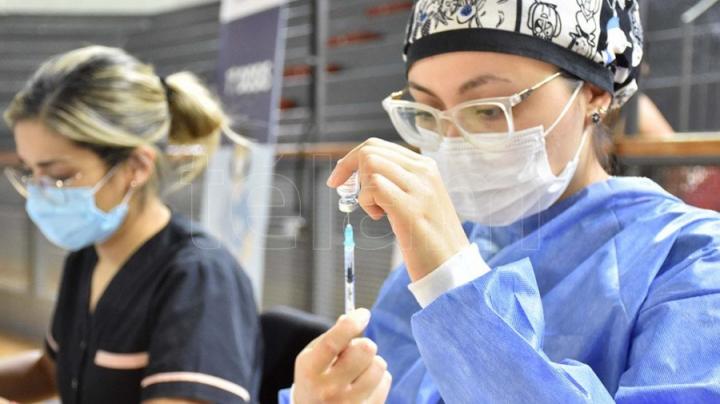 Aplicarán una cuarta dosis de la vacuna covid