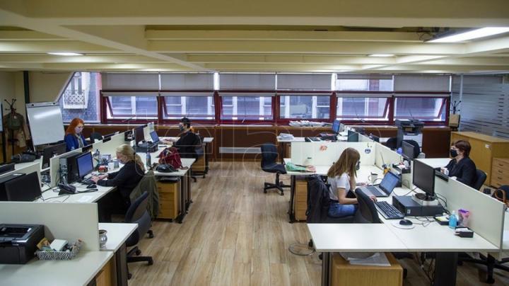 Estatales suman 10 % más de aumento salarial