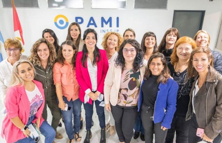 PAMI: $ 6000 por mes por tareas de cuidado