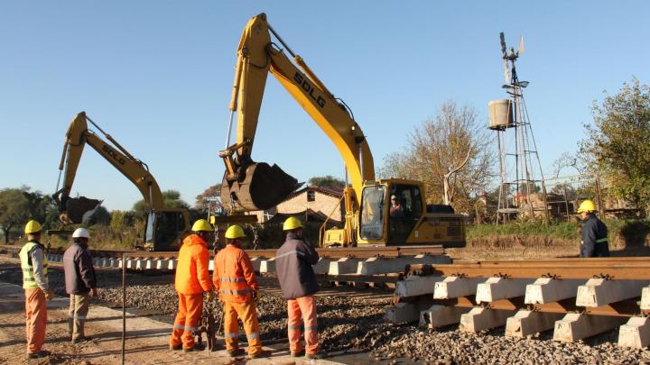 Circunvalar Santa Fe: colocan las primeras vías