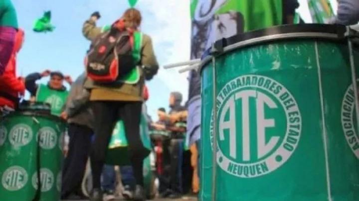 Estatales neuquinos: 90 % de aumento salarial