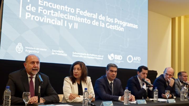 Perotti participó del Encuentro Federal sobre Gestión Provincial
