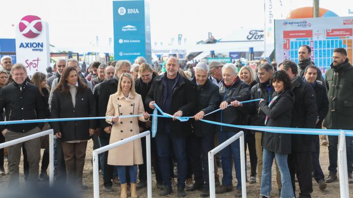 Perotti: “Es un orgullo tener AgroActiva en Santa Fe”