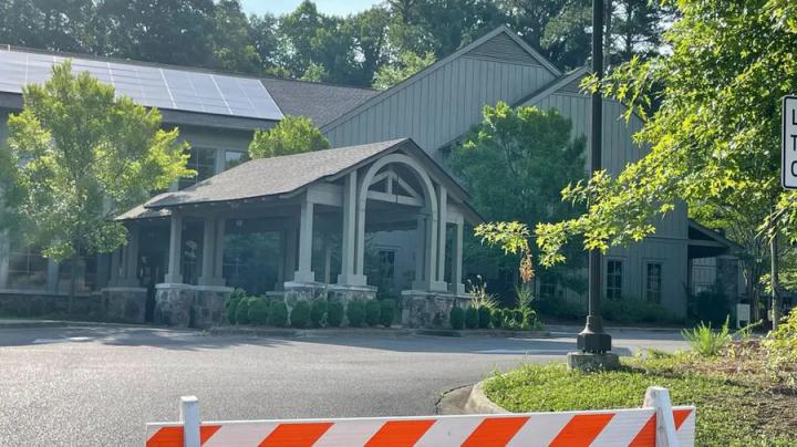 Asesinan a dos personas en una iglesia de EE.UU.