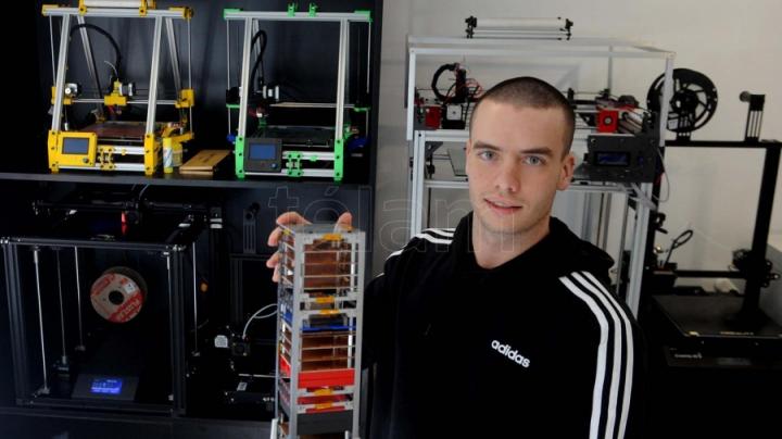 David, el primer ingeniero aeroespacial de Argentina