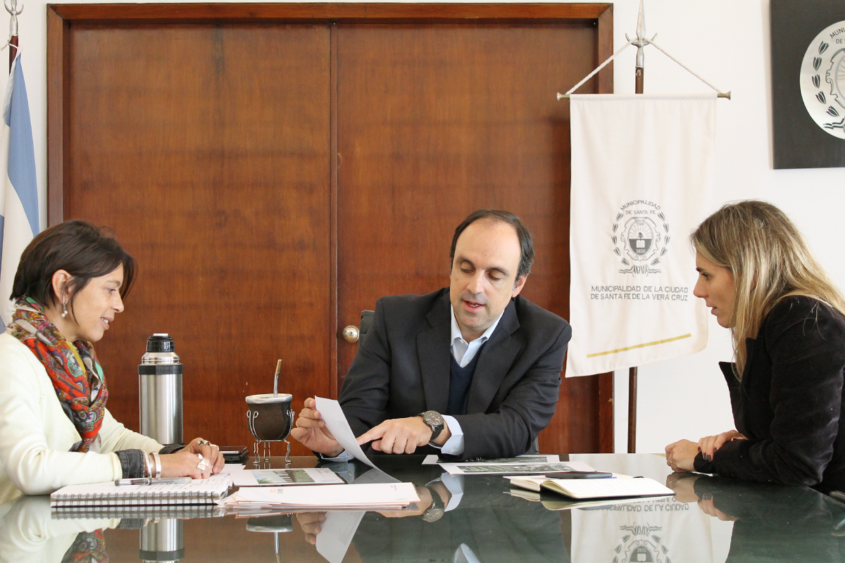 La Ciudad recibe fondos nacionales para construir viviendas