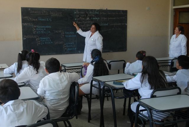 Educación denunció falsos reemplazos en escuelas