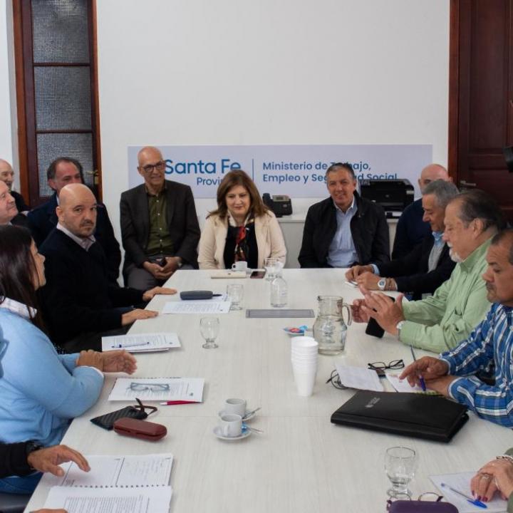 El gobierno se mantiene firme y descuenta los días de paro 