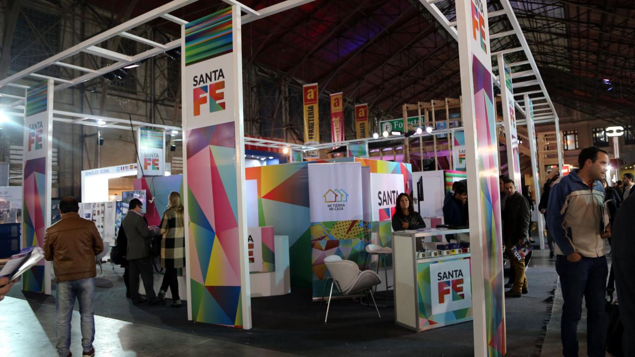 El gobernador en la Expocon de Santa Fe