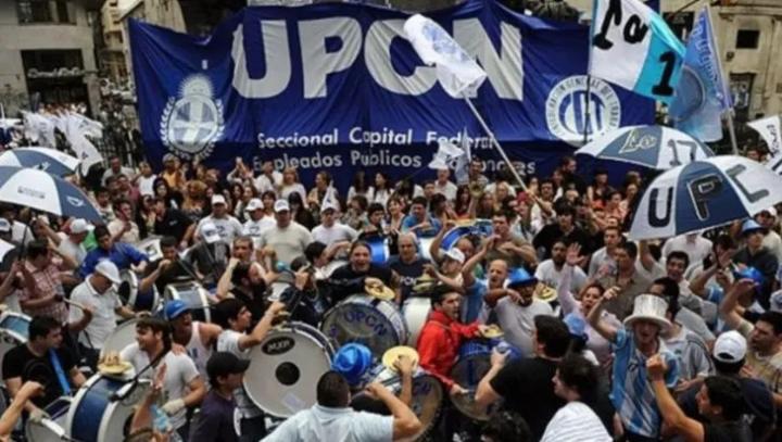 Estatales nacionales piden un bono de $ 30.000 