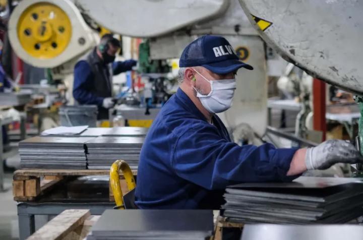 La economía creció 6,4% en agosto