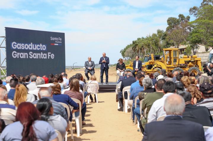 Perotti: “Estamos cambiando definitivamente a Santa Fe”