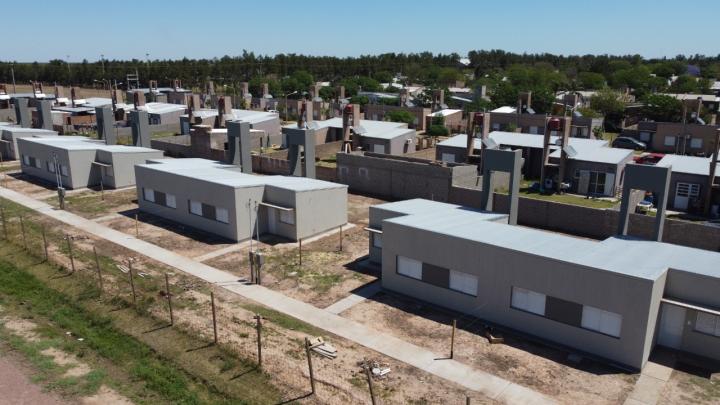 Santa Fe construirá 930 viviendas en 20 localidades