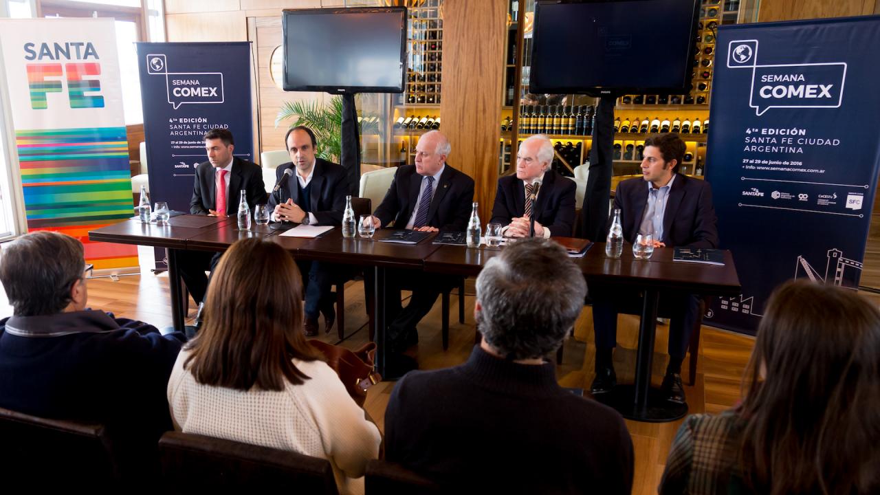 Lifschitz presentó la Semana de Comercio Exterior