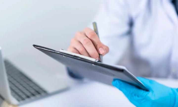 Se terminaron las recetas médicas por WhatsApp