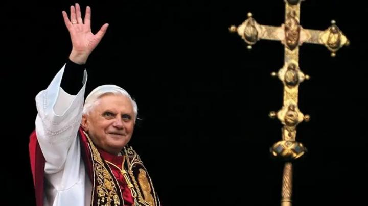 Murió el papa emérito Benedicto XVI a los 95 años