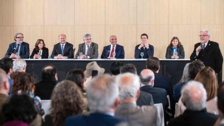 Destinan USD 5,7 millones para instituciones de Santa Fe