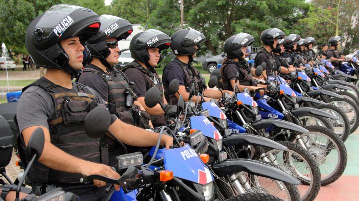Santa Fe sumó 1400 policías y motos para patrullaje y prevención