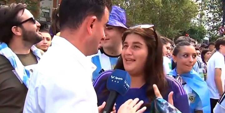 Fue a ver a la Selección y la despidieron del municipio