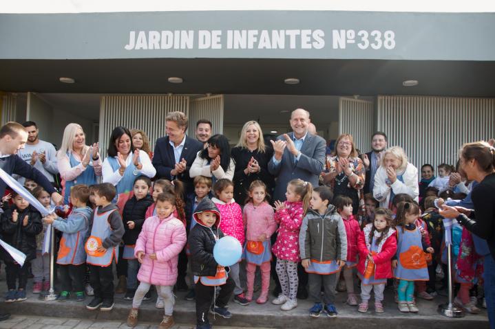 El gobernador inauguró otro jardín de infantes en la provincia