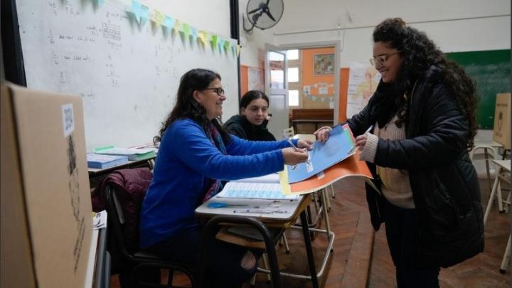 PASO en Santa Fe: cobran las autoridades de mesa