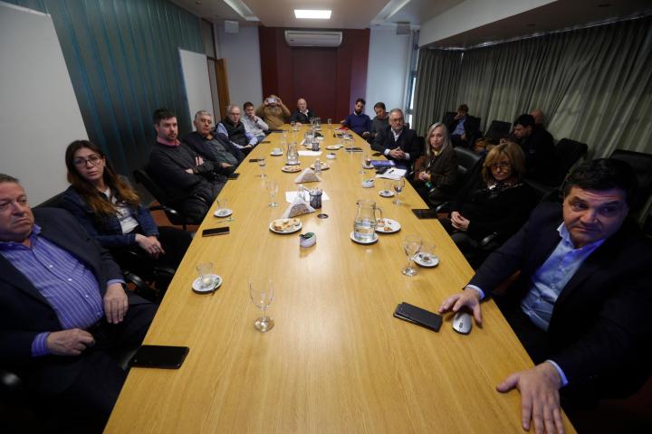 Durante el encuentro en la Cámara de la Construción de Santa Fe.