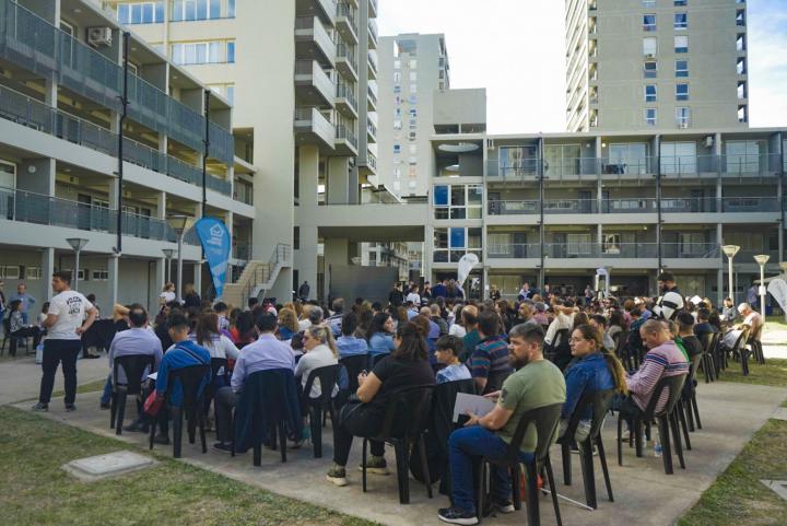 75 familias ya habitan las viviendas del Procrear Santa Fe