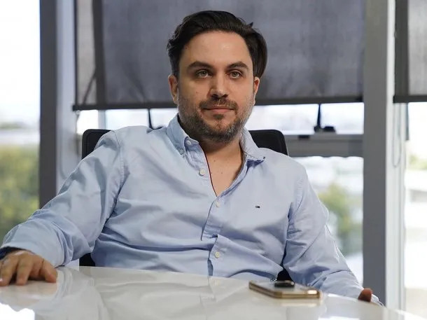 La Libertad Avanza: “Cerraríamos la TV Pública”